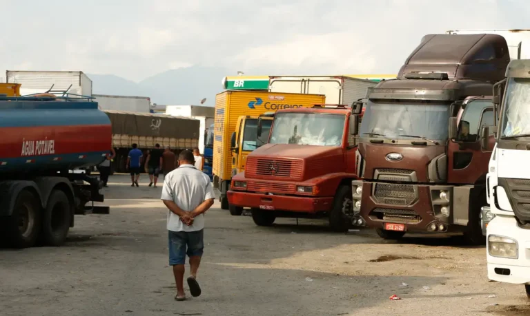 em-resposta-as-ameacas-de-greve-dos-caminhoneiros,-governo-federal-anuncia-ampliacao-na-fiscalizacao-digital-do-frete