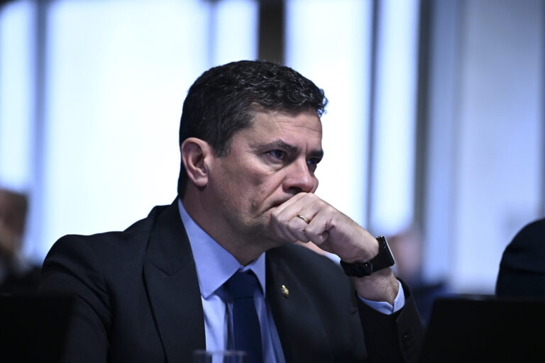 Moro cede aos apelos da Magistratura e trava PEC que previa fim de aposentadoria como punição moro-cede-aos-apelos-da-magistratura-e-trava-pec-que-previa-fim-de-aposentadoria-como-punicao