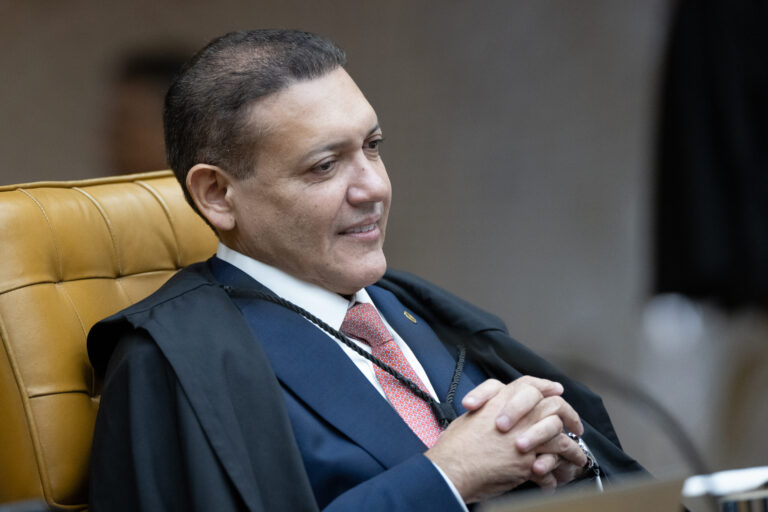 Banco Master e JBS repassaram 18 milhões a consultoria que pagou filho de Nunes Marques banco-master-e-jbs-repassaram-18-milhoes-a-consultoria-que-pagou-filho-de-nunes-marques